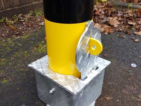 High Visibility Removable Bollard - Image 2